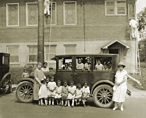 Children outside Union Baptist Church, 1925